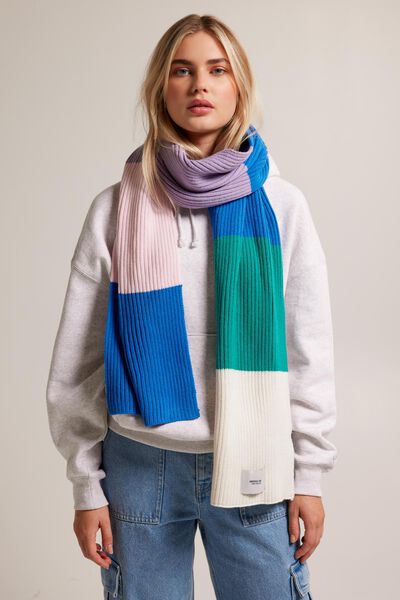 Ontdek onze sjaals voor dames collectie | America Today