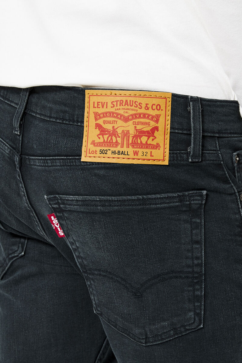 Herren Levi's-Jeans schmal zulaufende Passform Black denim
