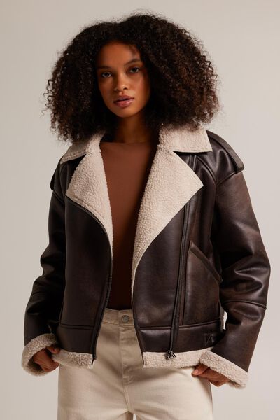 Shop women's in-between jackets online | AMERICA TODAY